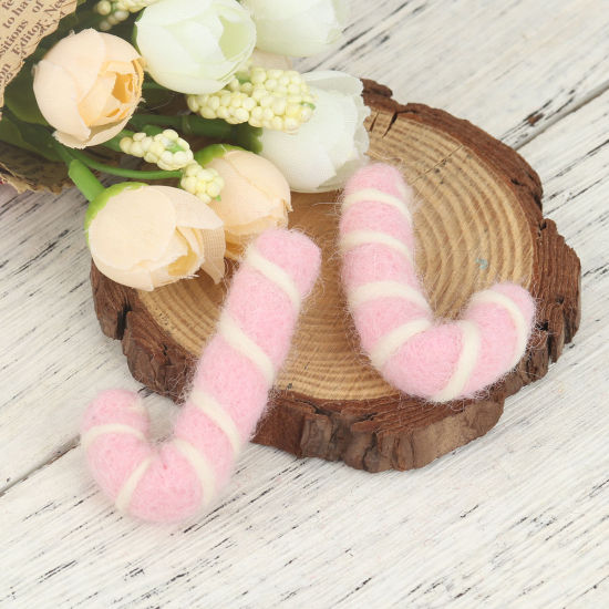 Image de DIY Artisanat en Laine Rose Canne de Noël 5.2cm x 2.7cm, 2 Pcs