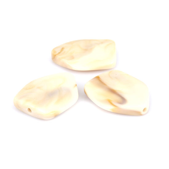 Image de Perles en Acrylique Ovale Ambre 3.5cm x 3cm, Trou: env. 2.6mm, 10 Pcs