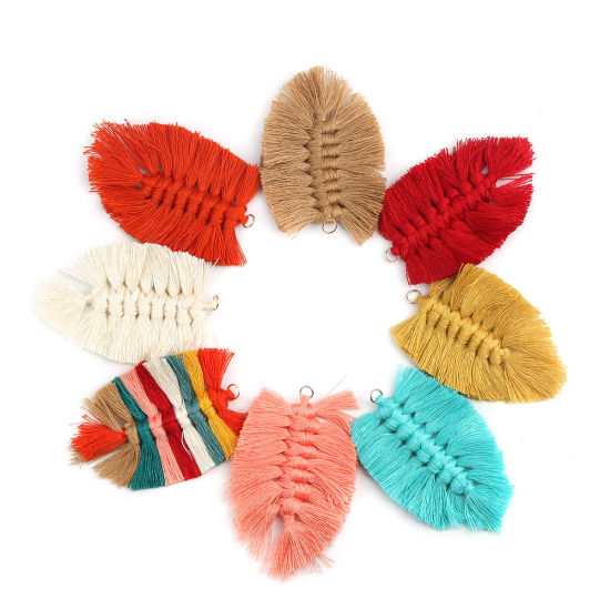Image de Pendentifs Franges en Polyester Feuille Rouge Tissé 8cm x 6cm, 2 Pcs