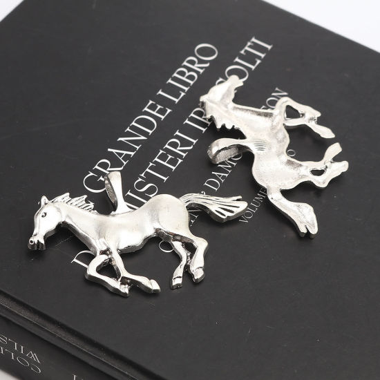 Image de 5 Pcs Pendentifs en Alliage de Zinc Argent Vieilli Cheval 6.3cm x 4cm