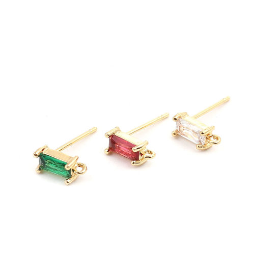 Image de 2 Pcs Boucles d'Oreilles Puces en Laiton Plaqué Or Véritable 18K Rectangle à Strass Rouge avec Boucle 9mm x 4mm, Epaisseur de Fil: 0.7mm(taille 21)