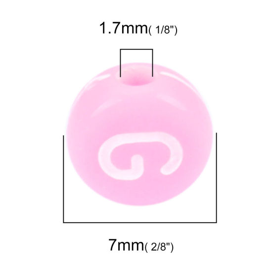 アクリル ビーズ フラットラウンド ランダムな色 薄ピンク キャピタルレター柄 約 7mm 直径、 穴：約 1.7mm、 500 個 の画像
