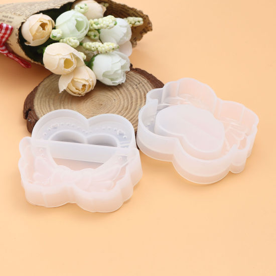 Image de Moule en Silicone Aile Blanc Cœur 64mm x 52mm, 2 Pcs