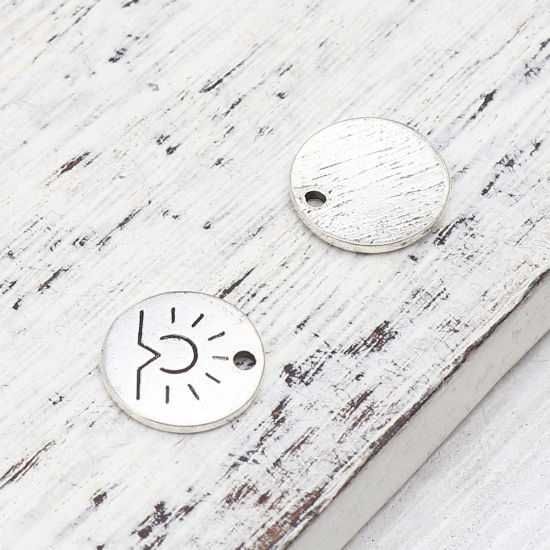 Bild von Zinklegierung Charms Rund Antiksilber Sonne 12mm D., 50 Stück
