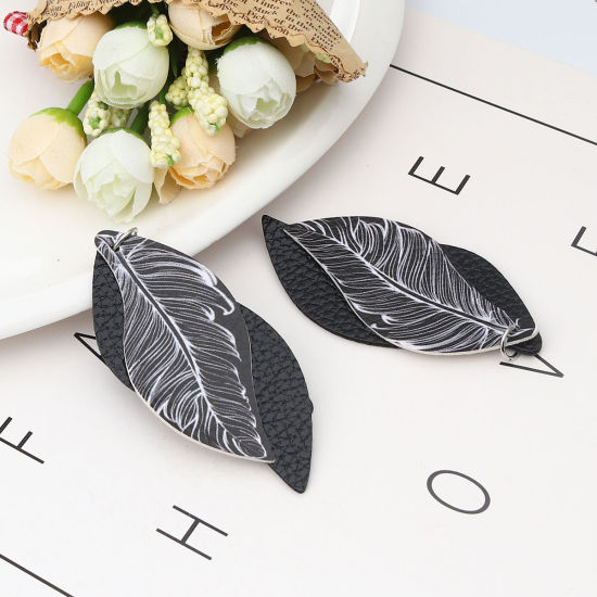 Imagen de PU Leather Pendants Leaf Black & White Feather 77mm x 34mm, 5 PCs