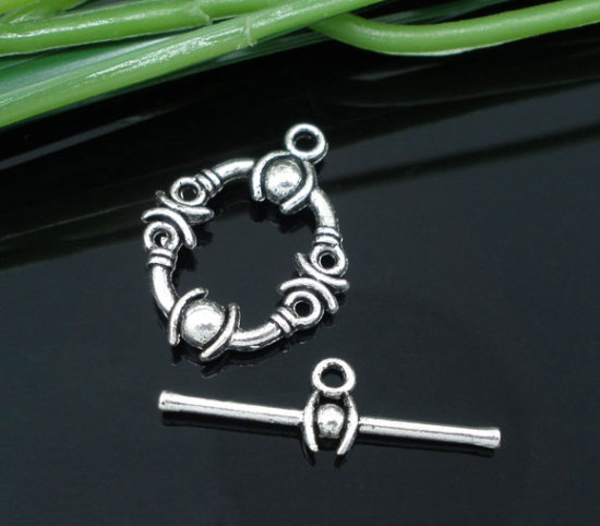 亜鉛合金 トグルクラスプ 楕円形 銀古美 柄パターン 21mm x 17mm 25mm x 8mm、 25 セット の画像