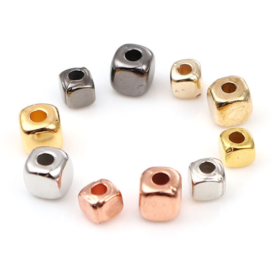 Image de CCB Plastic Beads Square About 4mm x 4mm, Hole: Approx 1.5mm, 1 Packet (Approx 300 PCs/Packet)