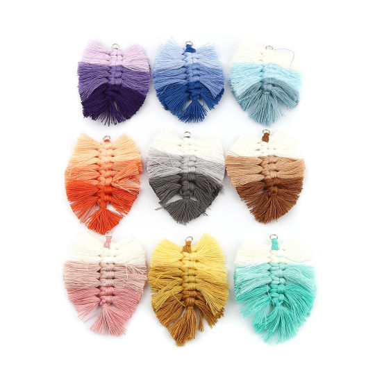 Image de Pendentifs Franges en Polyester Feuille Bleu Clair Franges 90mm x 65mm, 2 Pcs