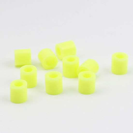 アクリルポニーバブルガム ビーズ 円筒形 蛍光きいろ 約 5mm x 5mm、 穴：約 2.9mm、 2000 個 の画像