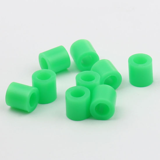 アクリルポニーバブルガム ビーズ 円筒形 緑 約 5mm x 5mm、 穴：約 2.9mm、 2000 個 の画像