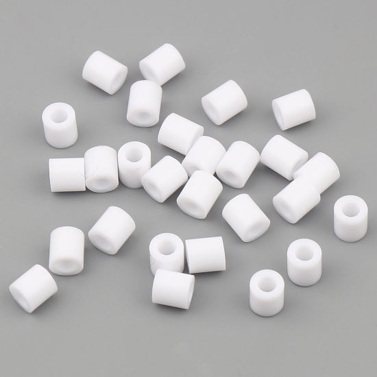 アクリルポニーバブルガム ビーズ 円筒形 白 約 5mm x 5mm、 穴：約 2.9mm、 2000 個 の画像