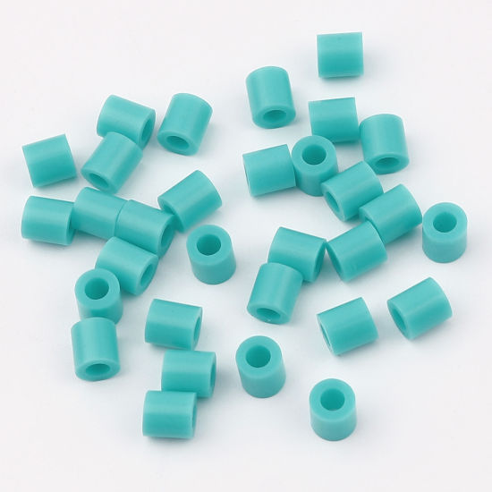 アクリルポニーバブルガム ビーズ 円筒形 紺 約 5mm x 5mm、 穴：約 2.9mm、 2000 個 の画像