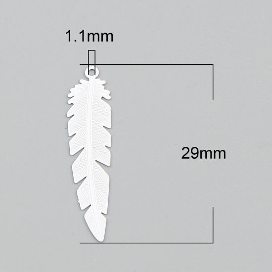 Image de Breloques Estampe en Filigrane en Laiton Plume Blanc 35mm x 8mm, 30 Pcs