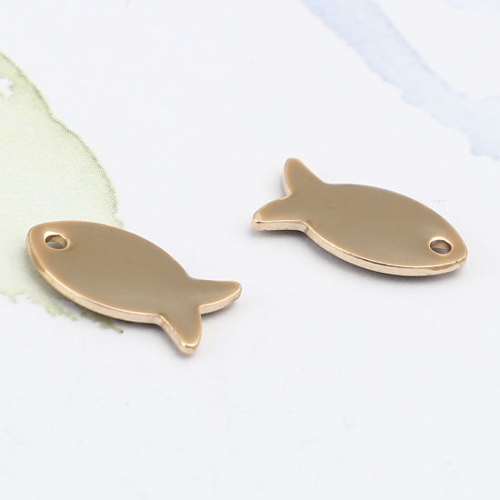 Image de Breloques Sequins Emaillés Double Face en Laiton Poisson Doré Café Clair 14mm x 8mm, 10 Pcs