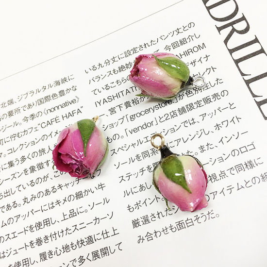 亜鉛合金 レジンクラフト ドライフラワー 押し花 ペンダント KC金メッキ ホットピンク 3cm - 0.8cm、 2 個 の画像