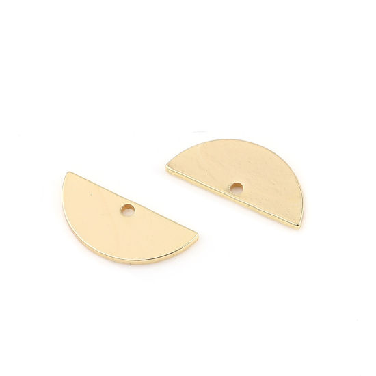 真鍮 チャーム 18K リアルゴールドメッキ ハーフラウンド 14mm x 6mm、 10 個 の画像