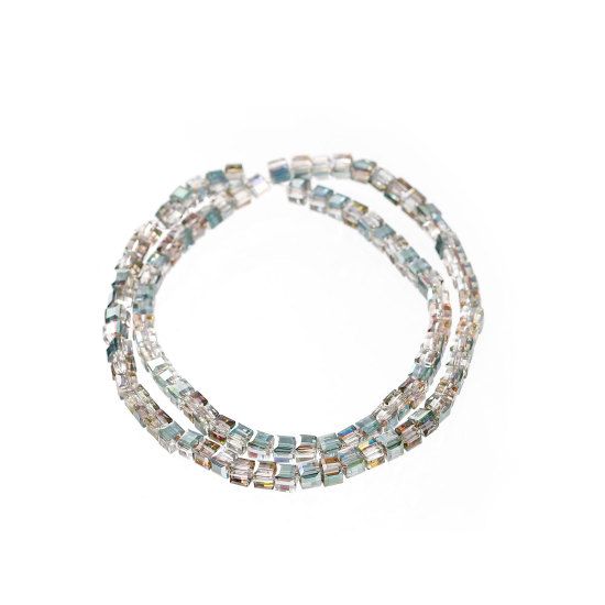 Image de Perles en Verre Carré Vert Couleur AB à Facettes Vert & Transparent 3mm x 3mm, Tailles de Trous: 0.8mm, 30.3cm long, 1 Enfilade ( 100PCs/Enfilade )
