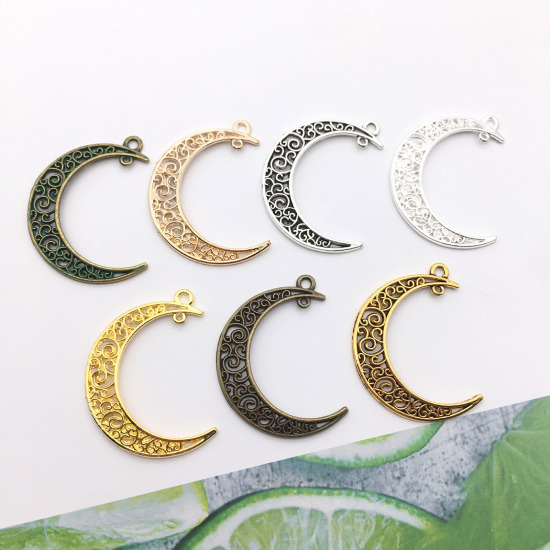 Picture of Zinc Based Alloy Pendants Half Moon Antique Silver Color Hollow 4.1cm(1 5/8") x 3.6cm(1 3/8"), 20 PCs