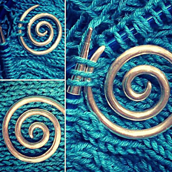 Image de Aiguilles en Alliage Spiral Doré 4cm x 4cm, 1 Pièce