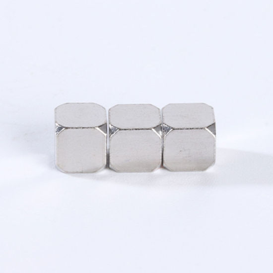 Image de 20 PCs Perles pour DIY Fabrication de Bijoux (Sans Trou) en 304 Acier Inoxydable Cube Argent Mat 4mm x 4mm