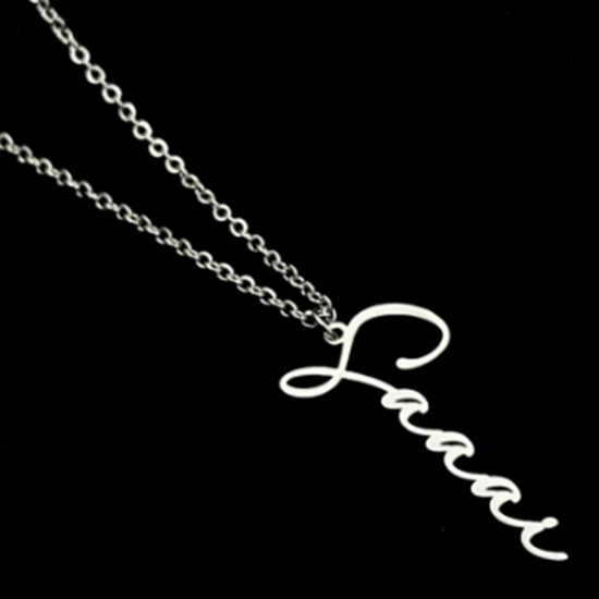 Image de 1 Pièce Collier Prénom Personnalisé Pendentif Breloque de Lettre Personnalisé en Acier Inoxydable Argent Mat 45cm long