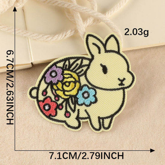 テリレン アイロンのパッチ（接着剤付き） DIY スクラップブッキング クラフト 多色 ウサギ 花 7.1cm x 6.7cm、 1 個 の画像