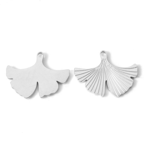 Immagine di 304 Acciaio Inossidabile Collezione Flora Charms Foglia di Gingko Tono Argento 17mm x 13mm, 1 Pz