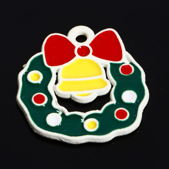 Image de Breloques Noël en Alliage de Zinc Blanc Multicolore Couronne de Noël Cloche Émail 18.5mm x 18mm, 10 Pcs