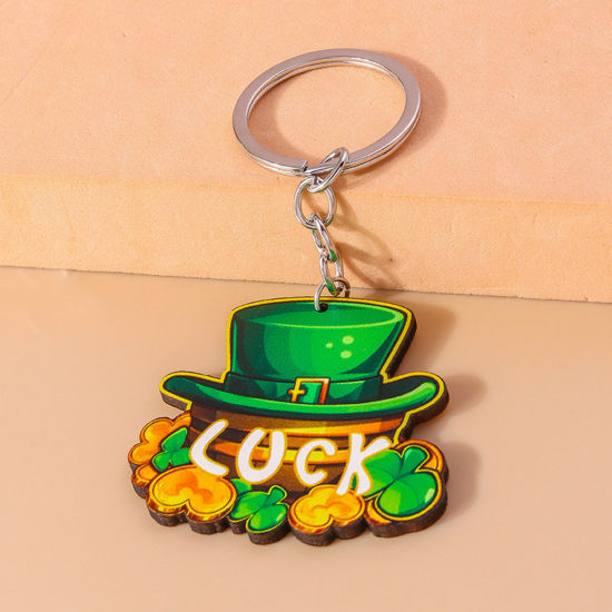 Image de 1 Pièce Porte-Clés Fête de la St Patrick en Bois Naturel Argent Mat Chapeau Mots" LUCK " 10cm