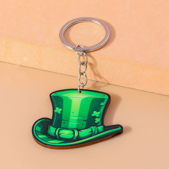 Image de 1 Pièce Porte-Clés Fête de la St Patrick en Bois Naturel Argent Mat Vert Chapeau 10cm