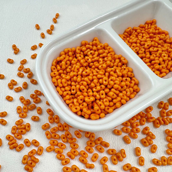 10 グラム (約 20 個/グラム) アクリル ファルファーレ シード ビーズ ピーナッツ オレンジ色 約 6.5mm x 4mm、 穴: 約 1.2mm、 の画像