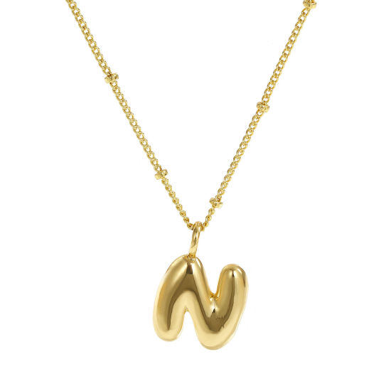 Image de Collier à Breloques Alphabet Majuscule Lettre Initiale Plaqué Or Véritable 18K en Laiton Pour Femmes, Chaîne Maille Cheval 45cm + 5cm, Message " N " Exquis Cadeau, Respectueux de la Nature, 1 Pièce