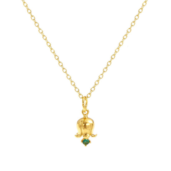 Image de Collier à Breloques Fleur de Muguet Plaqué Or Véritable 18K en Laiton Pour Femmes, Chaîne Maille Forçat 46cm + 6cm, à Zircone Cubique Vert Foncé mai Élégant Pierres de Naissance Cadeau, Respectueux de la Nature, 1 Pièce