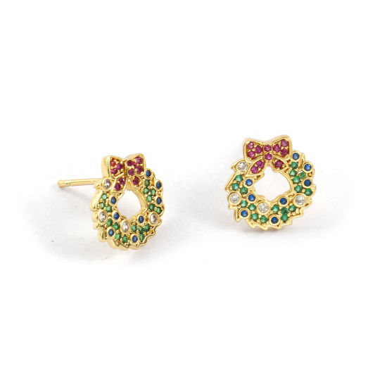 1 Pair Sweet & Cute Exquisite 18K Gold Plated Multicolor Brass & Cubic Zirconia Christmas Wreath Micro Pave Ear Post Stud Earrings For Women Gift 12.5mm x 12mm, Post/ Wire Size: 0.8mm(20 gauge) の画像
