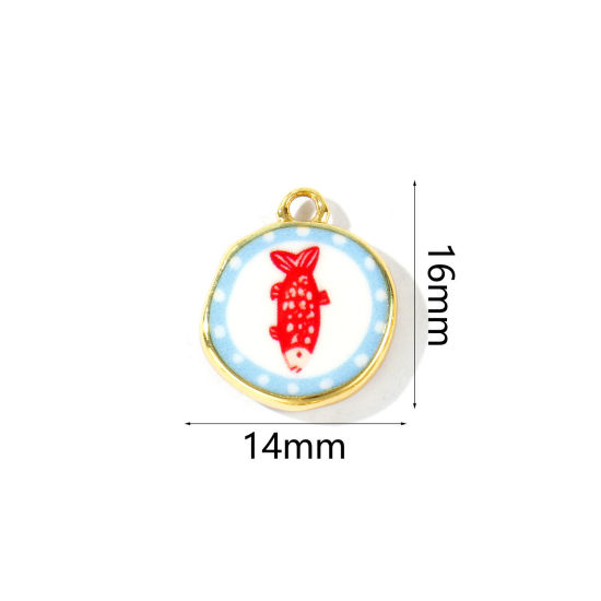 Image de 2 Pcs Breloques En Gros Bijoux d'Océan Respectueux de la Nature en Laiton Plaqué Or Véritable 18K Rouge & Bleu Rond Poisson Imprimé 16mm x 14mm