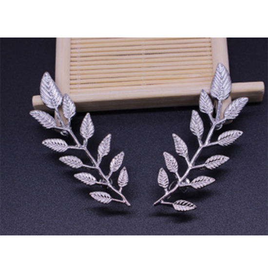 Image de 1 Paire Broche Epingle Style Pastoral Feuille Argent Mat 6.5cm x 2.2cm