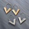 Image de Boucles d'Oreilles Simple Argent Mat Forme V 3.7cm, 1 Paire