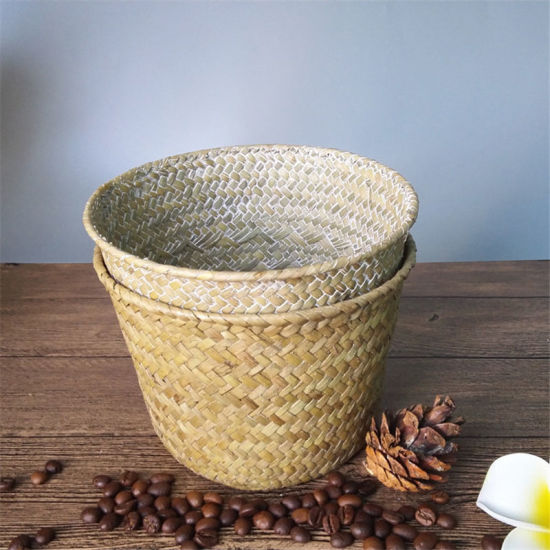 1 Piece Natural Rattan Storage Container Box Basket Original Color の画像