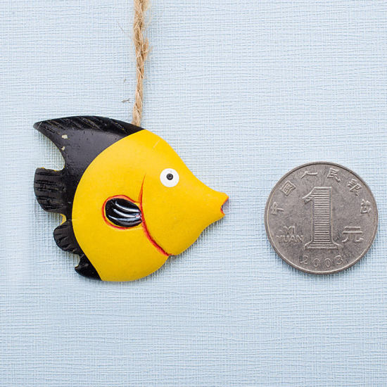 Image de Jaune - Poisson Unique Style Méditerranéen Accessoires De Filet De Pêche Ornements En Résine Décoration De La Maison Artisanat 4x3.5cm, 1 Pièce