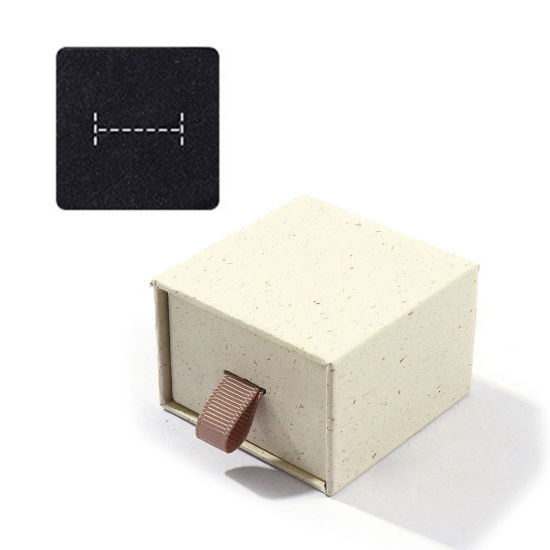 2 個 紙 引き出し式 ジュエリーギフトボックス 正方形 ベージュ色 5cm x 5cm x 3.5cm の画像