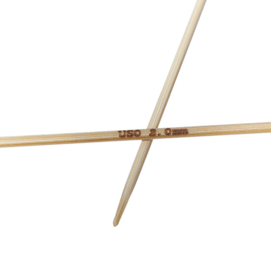 Image de (US0 2.0mm) Aiguilles à Tricoter Unique Point en Bambou Couleur Naturelle 34cm long, 1 Kit ( 2 Pcs/Kit)