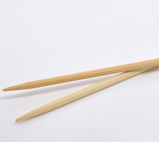 Image de (US5 3.75mm) Aiguilles à Tricoter Unique Point en Bambou Couleur Naturelle 34cm long, 1 Kit ( 2 Pcs/Kit)