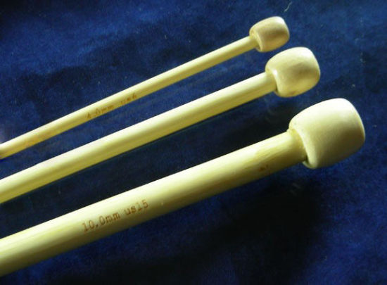Image de (US15-0 10.0mm-2.0mm) Aiguilles à Tricoter Unique Point en Bambou Couleur Naturelle 33-34cm long, 1 Kit ( 30 PCs/Kit)