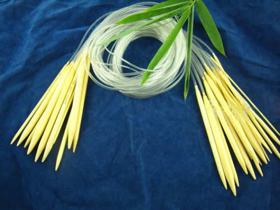 Image de (UK000-14 10.0mm-2.0mm) Aiguilles Circulaire en Bambou Couleur Naturelle 80cm long, 1 Kit ( 17 Pcs/Kit)