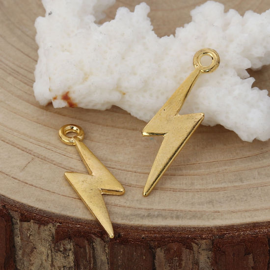 Immagine di Lega di Zinco Tempo Collezione Charms Lampo Oro Placcato 29mm x 9mm , 30 Pz