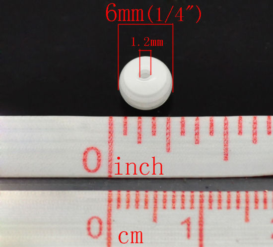 Image de Perle Bubblegum en Résine Rond Blanc Rayées 6mm Dia, Taille de Trou: 1.2mm, 500 Pcs