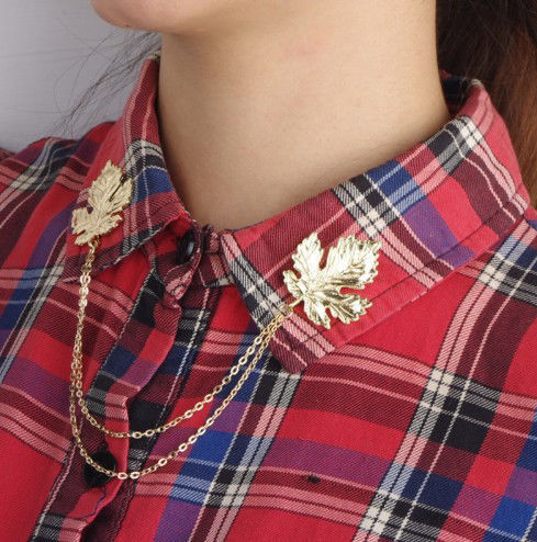 Image de Broche Epingle Feuille d'érable Doré 3.7cm x 3.1cm, 1 Pièce