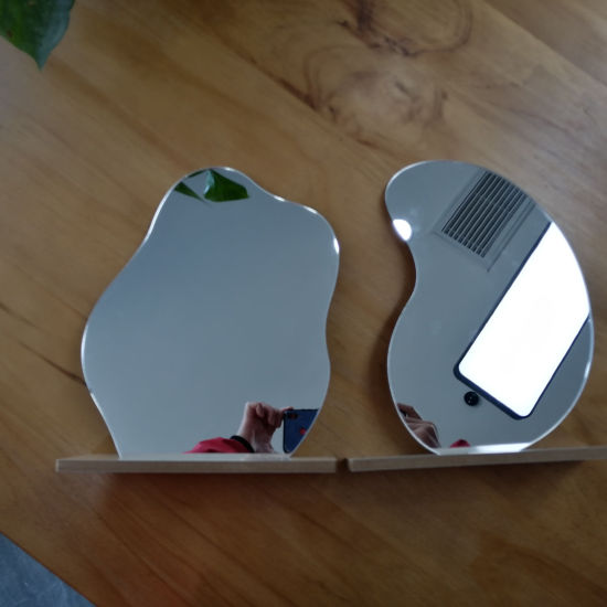 Image de Base en bois et miroir de maquillage de bureau en acrylique