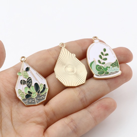 Picture of Zinc Based Alloy Pendants Gold Plated White & Green Enamel 34mm x 20mm, 5 PCs
