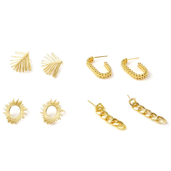 Bild von Messing Ohrring Ohrstecker 18K Echtgold plattiert Drahtstärke: (21 gauge), 2 Stück